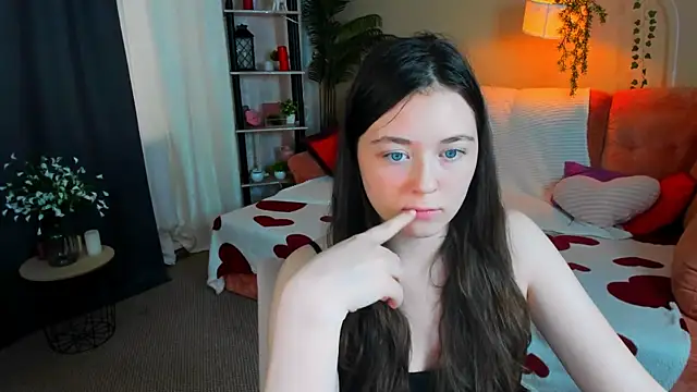 AlluringLookk webcam