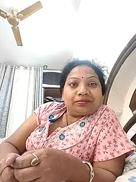 Cute-Janvi20 webcam