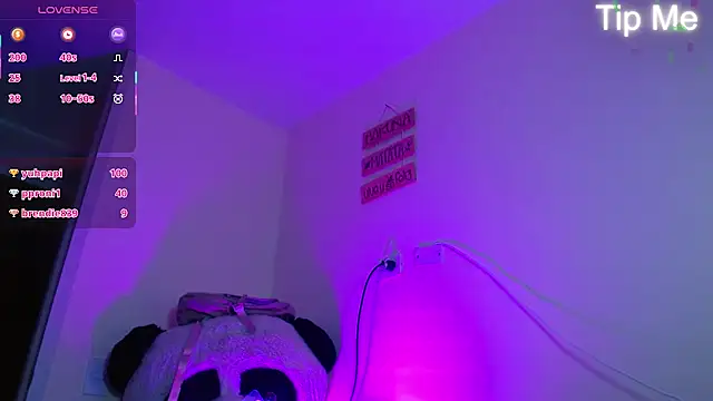 aprildumont webcam