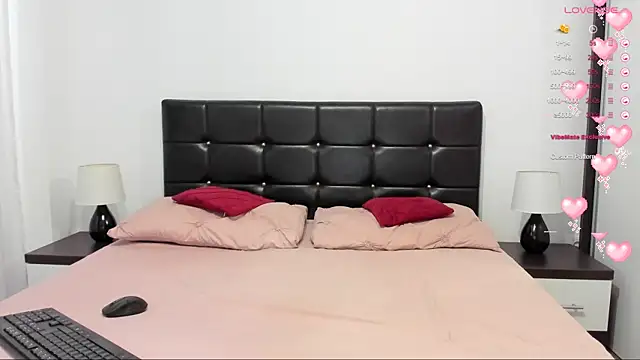 karinamadnessdesiree webcam