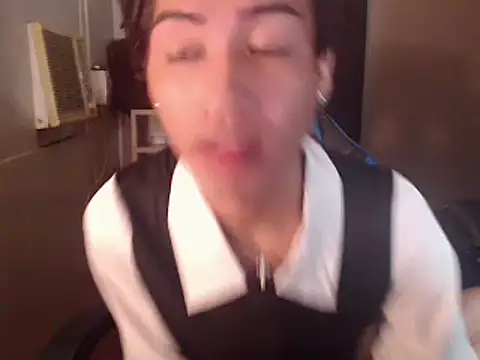 Yukino23 live cam