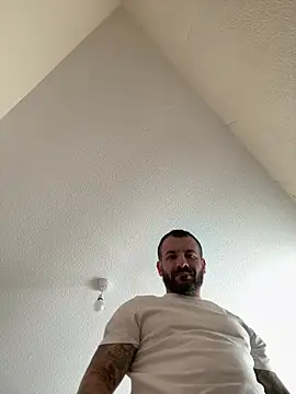 TattooGuy88 webcam