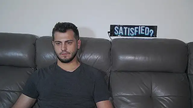 CrazyDom1 live cam