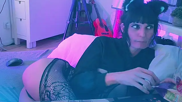 CeriseLapine webcam