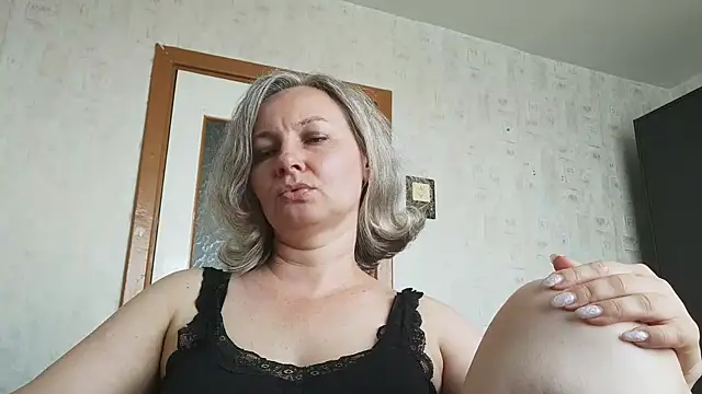 EdithManning webcam