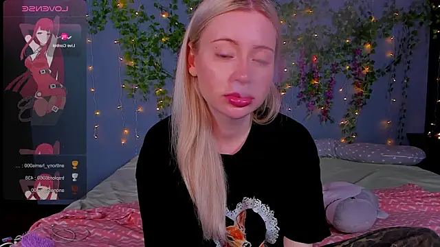 Lillie_Berry webcam