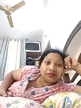 Cute-Janvi20 webcam