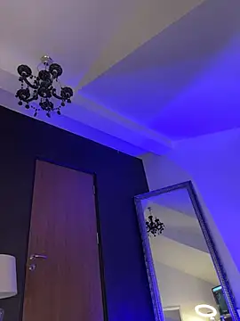 BellaKarma webcam