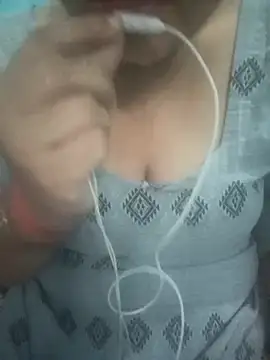 Priya_089 webcam
