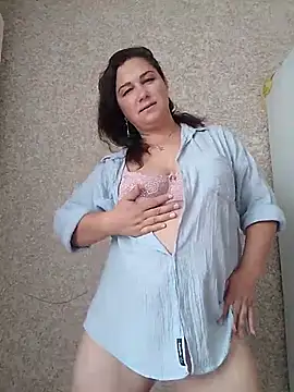Susan8421 webcam