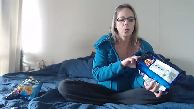 blondiesin50 webcam