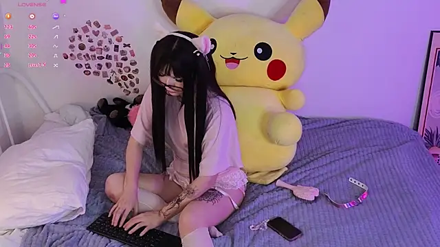 oni_doll webcam