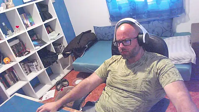 ravingr4d4 webcam