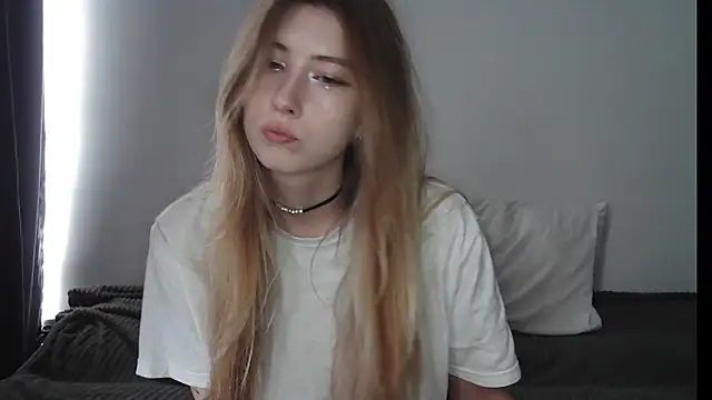 ErikaShyy webcam