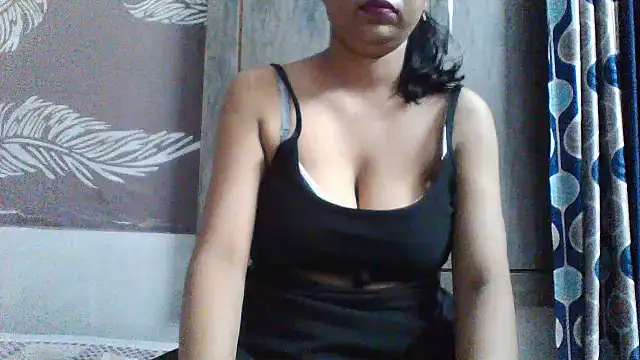 shalini_fire webcam