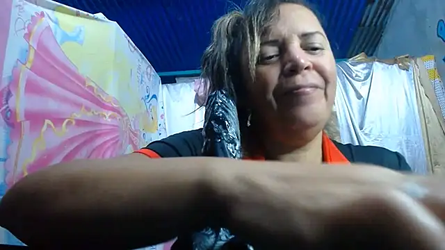 alina_maturehot webcam