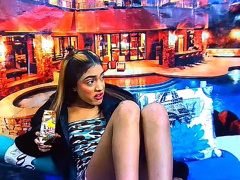 IndianPretty14u2Luv webcam