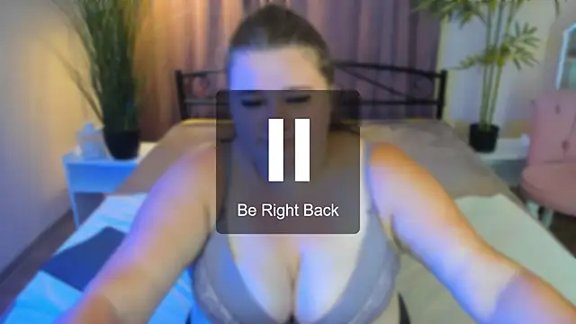 Bella_Blvck webcam