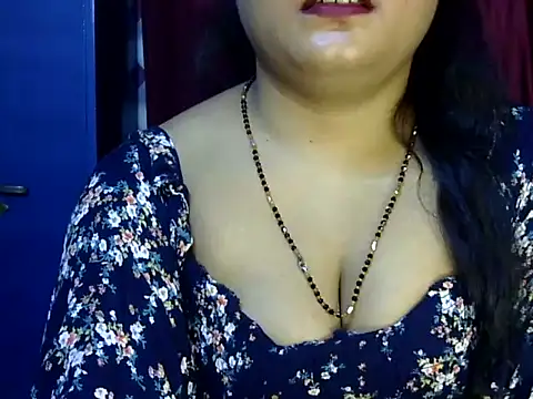 lusty_kalpna webcam