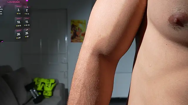 horny_nick19 (M twink) - CUM BIG MAREMOTO