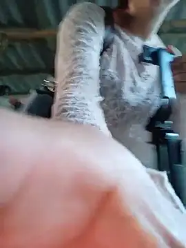 Mia_xxxx webcam