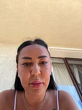 MaiaGold69 webcam