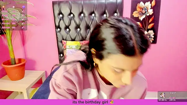indianflame - INDIANFLAME's free webcam - UK Sex Cams