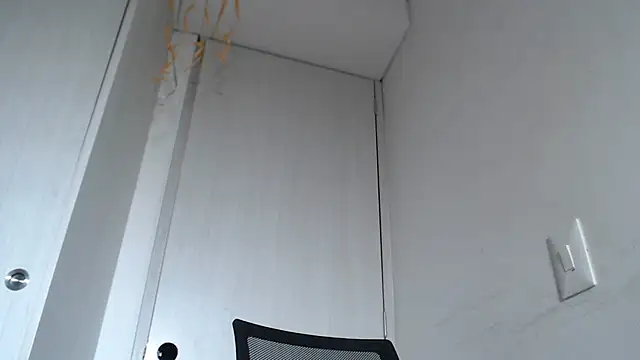jhonyblack_1 - Jhonyblack_1's free webcam - UK Sex Cams