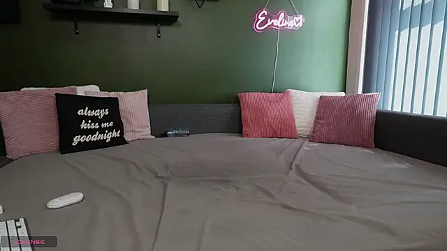 eveline_beauty_kitty - Eveline_Beauty_Kitty's free webcam - UK Sex Cams
