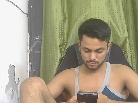 Stubborndesiboy webcam