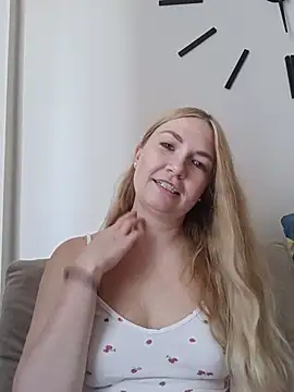 KisaVixen webcam