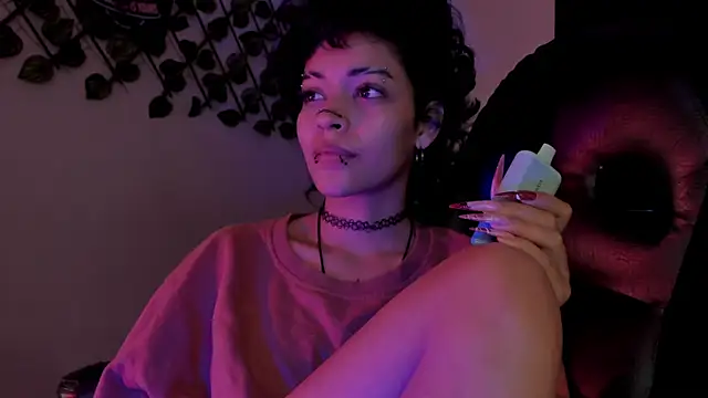 Anny_Kiitty webcam