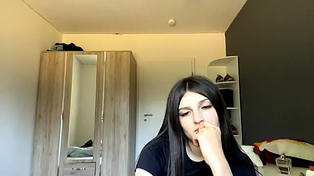 SpanishRooter webcam
