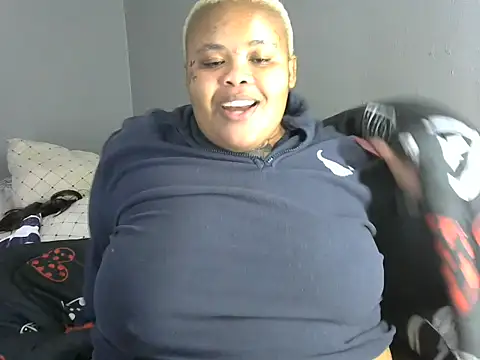 Taraj_thee_thick webcam