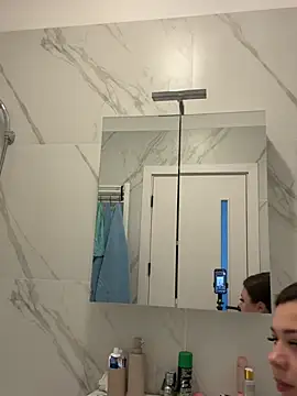 Sara_Hug webcam