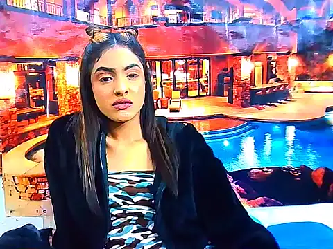 IndianPretty14u2Luv webcam