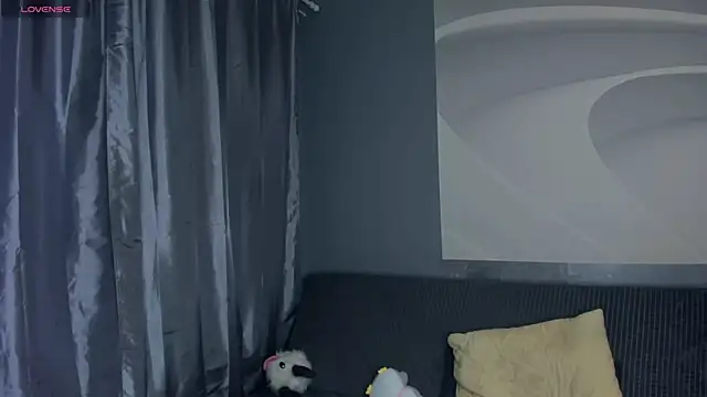 TarynPalek webcam