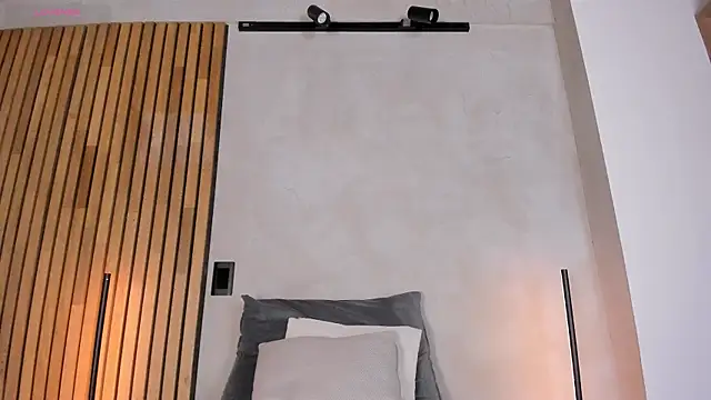 honeyhot69__ webcam