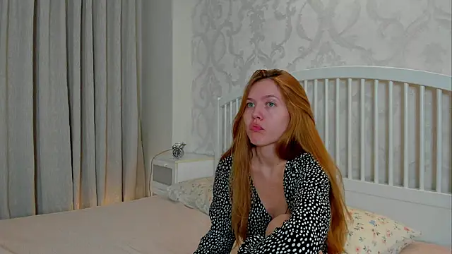 Eva__Lewis webcam