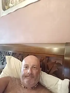 Alexis_Bull live cam