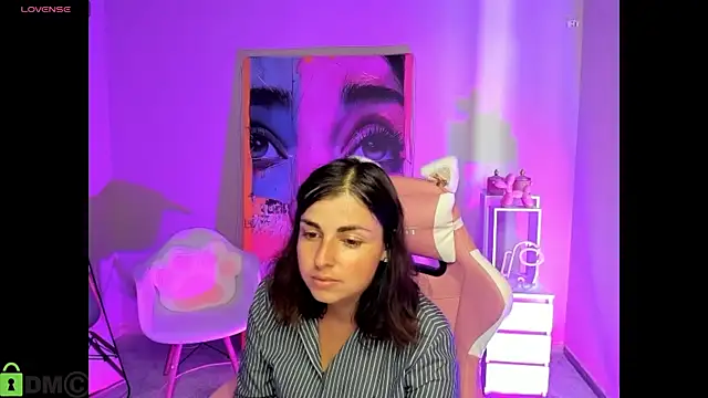 MartaEdams webcam