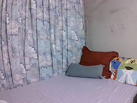 lusty_babe25 webcam