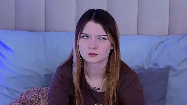 AlyssFrost webcam