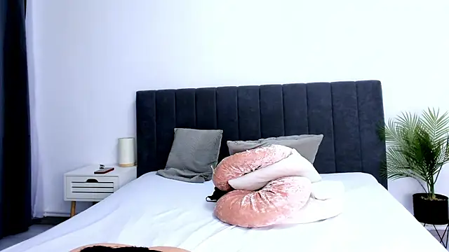 Layla_Ress webcam
