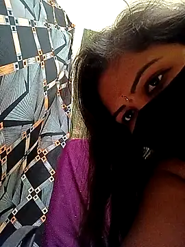 telugu_pellam143 webcam