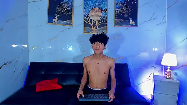 Kleyn_black webcam
