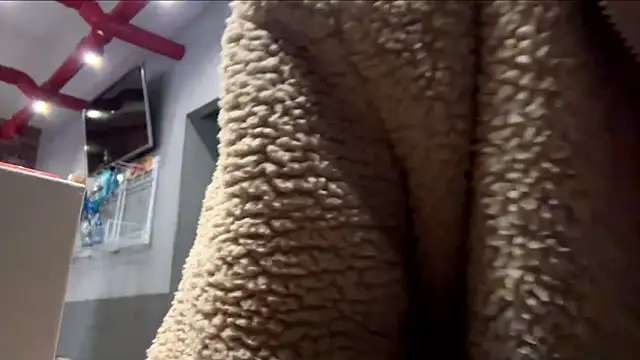 SuzanMoote webcam