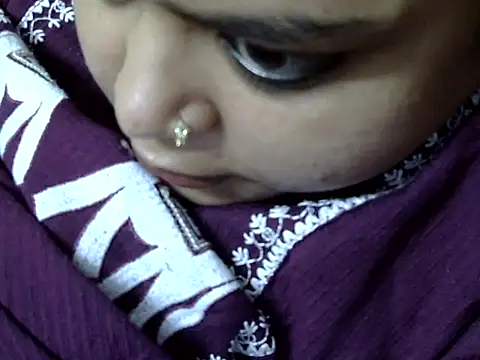 Sexy-radhika69 webcam