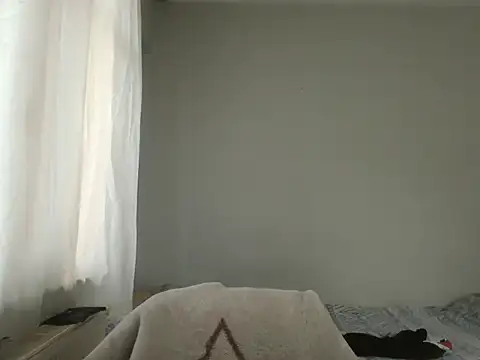 MAYBEYOUTWT webcam