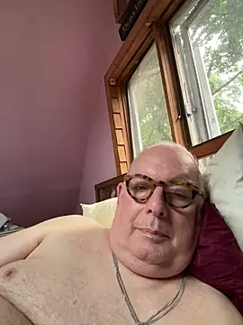 CharlieWeaver22 live cam on StripChat